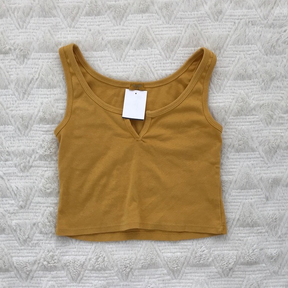 Brandy Melville Tops - Bnwt brandy Melville tank top
